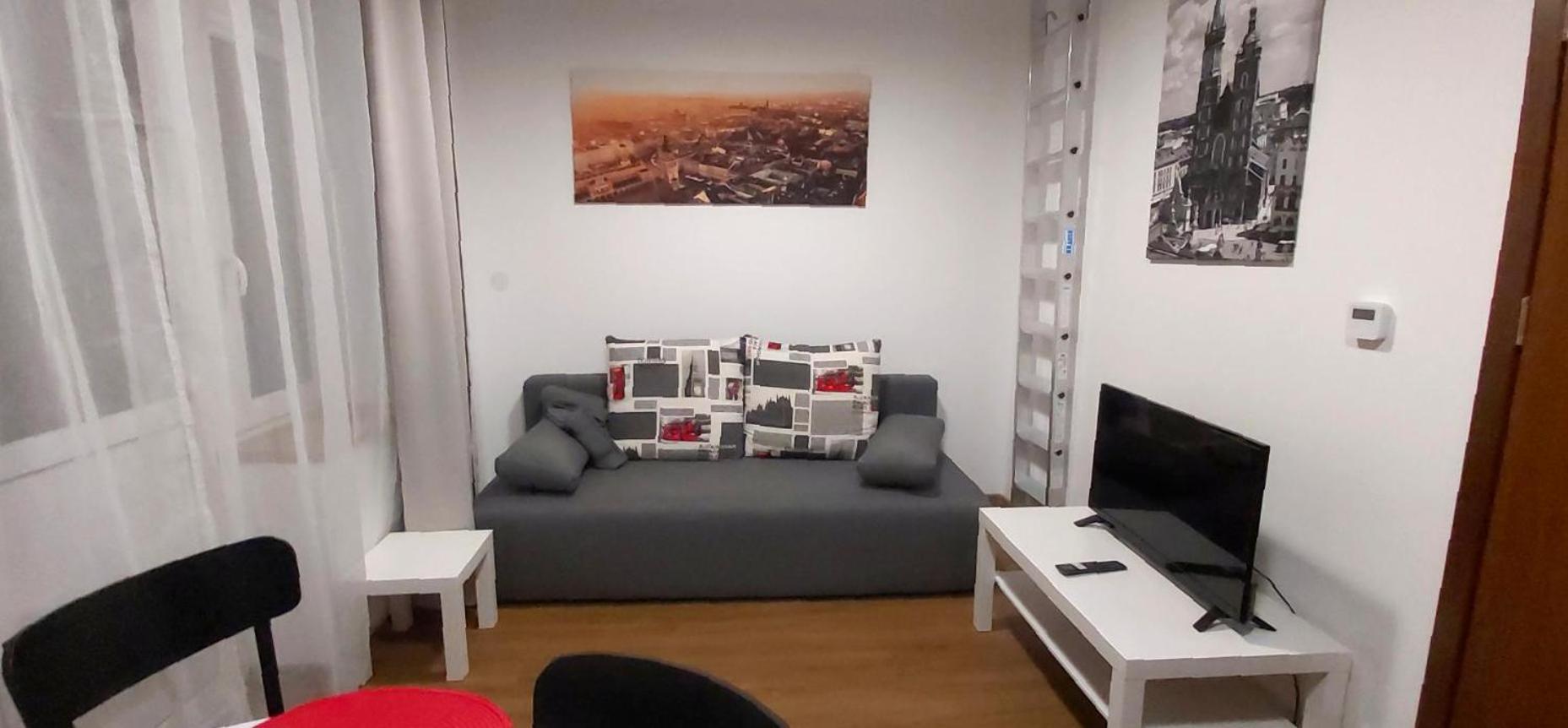 Old Town Stage Apartment One クラクフ エクステリア 写真