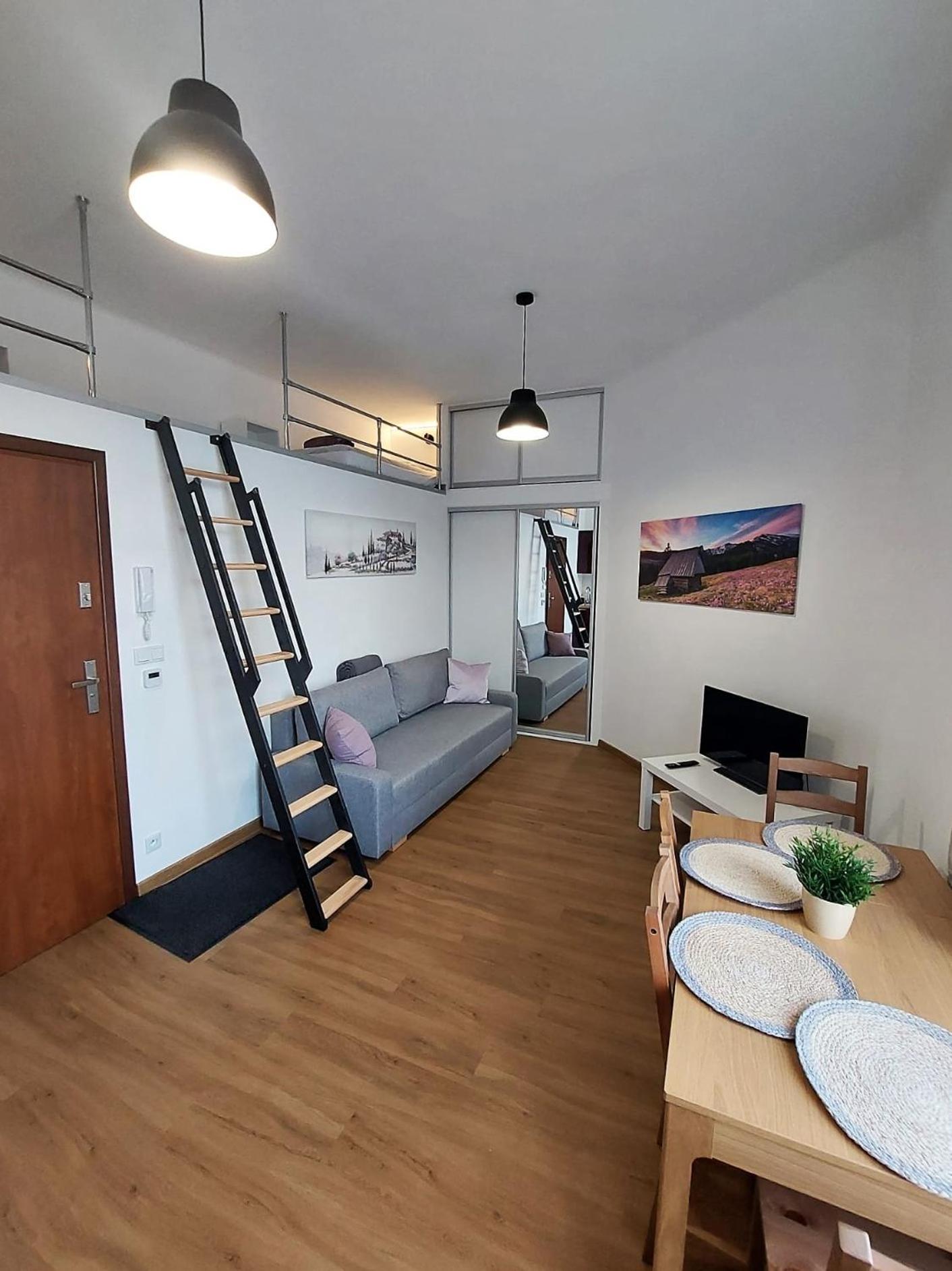 Old Town Stage Apartment One クラクフ エクステリア 写真